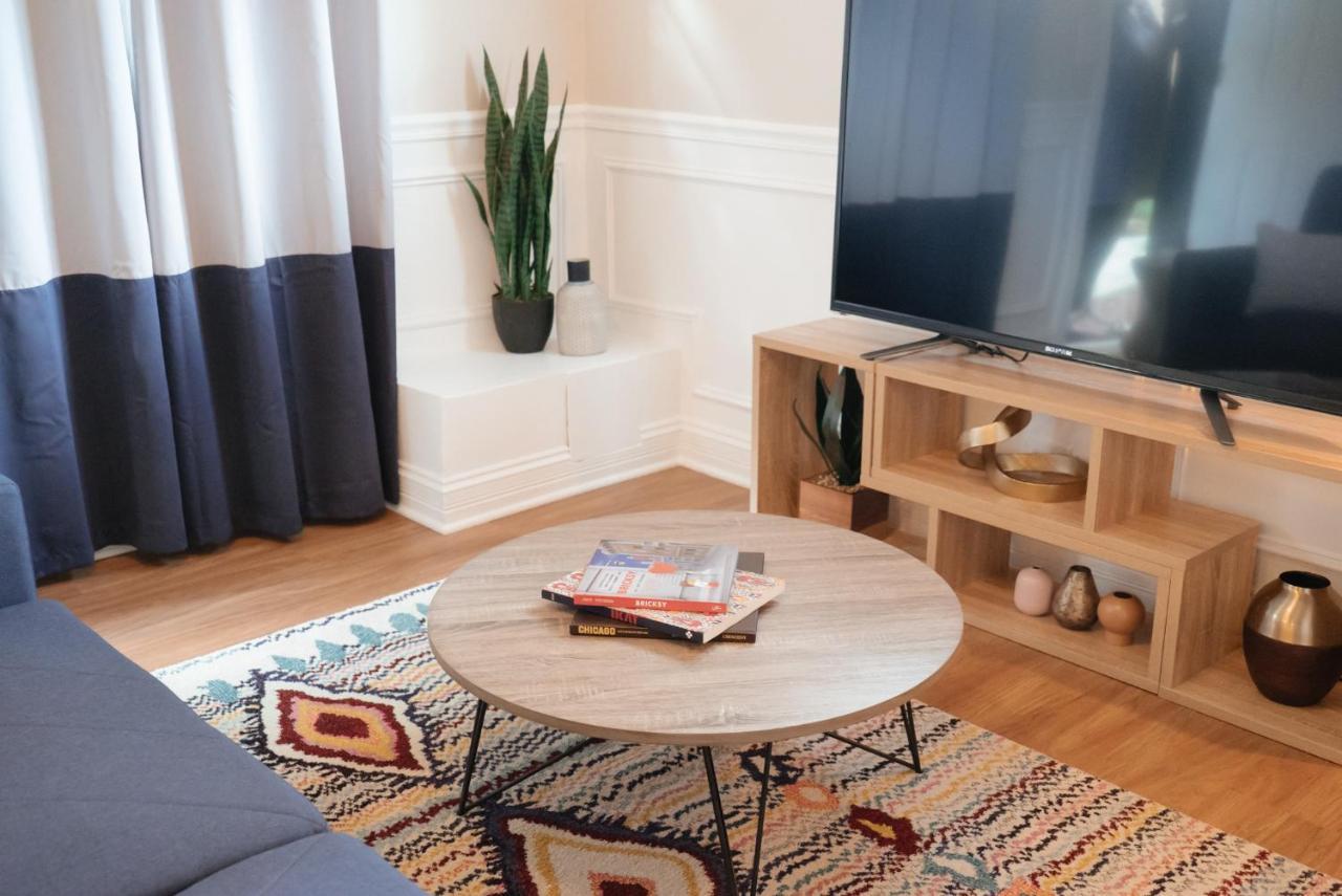 Cozy & Stylish 2Br Apt Near O'Hare Int'L Airport - Central Cozy Dunning Exterior foto